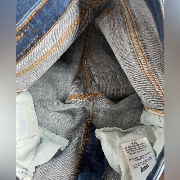 Levi's Demi Curve Classic Rise Boot Cut Denim Jeans size 6/28 - Picture 6 of 7